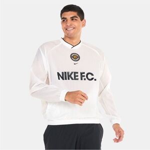 Nike F.C. Repel Football Crew Windbreaker Pullover Sweatshirt Football Club M